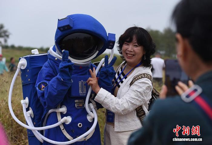 
北京积水潭医院黄牛代挂号电话票贩子号贩子网上预约挂号,住院检查加快,（神州写真）万名游客海上“追火箭” 航天游成中国文旅新热点