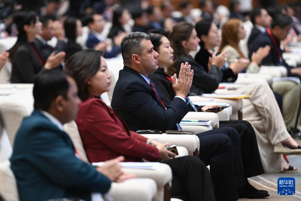 
上海龙华医院黄牛代挂号电话票贩子号贩子网上预约挂号,住院检查加快,“世界市长对话·敦煌”开幕 共话文化城市治理