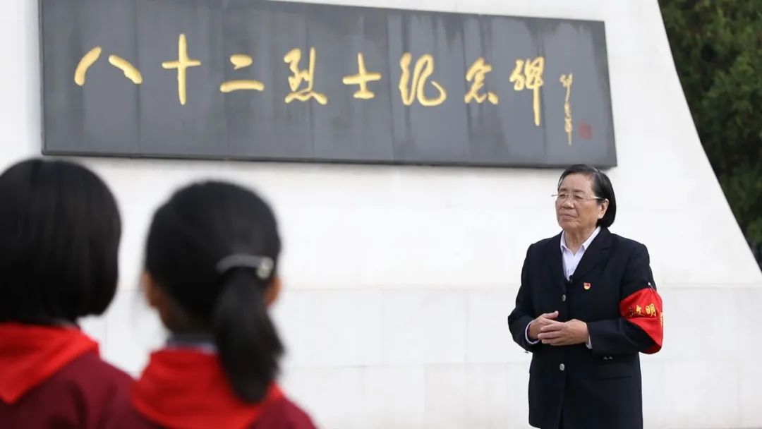 
东部战区总医院黄牛代挂号电话票贩子号贩子网上预约挂号,住院检查加快,82！82！6679！这是一支英雄连队的“精神密码”