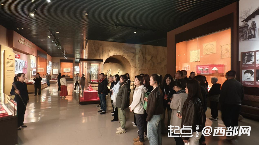 
江苏省中医院黄煌的号黄牛代挂号电话票贩子号贩子网上预约挂号,住院检查加快,在延安 读好这本“永远读不完的书”