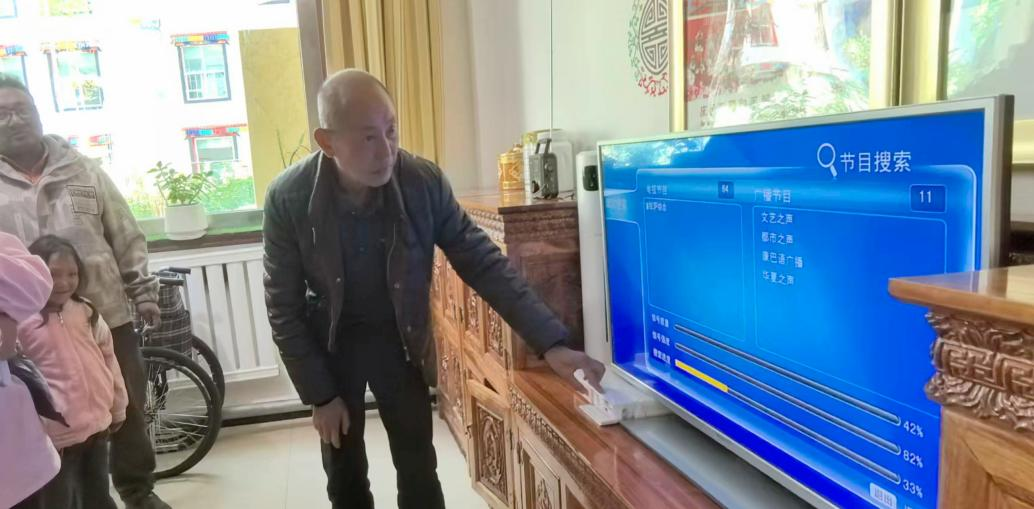 
北京中医院黄牛代挂号电话票贩子号贩子网上预约挂号,住院检查加快,【石榴花开 籽籽同心】“我们都是相亲相爱的一家人”——阿里“双集中”供养中心的日常太暖了