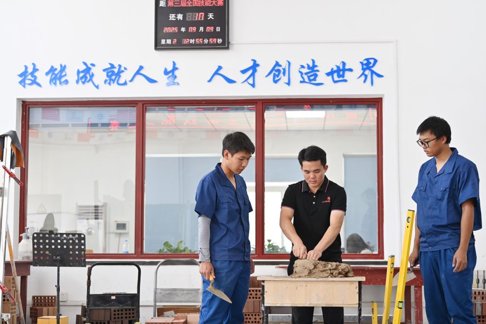 
南京儿童医院黄牛代挂号电话票贩子号贩子网上预约挂号,住院检查加快,新华鲜报·“十四五”亮点|输送5500万人才！中国建成规模最大且高质量教育体系