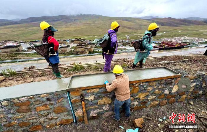 
杭州西溪医院黄牛代挂号电话票贩子号贩子网上预约挂号,住院检查加快,海拔4600米！西藏扎杂村：变化里藏着被看见的“温度”与“力度”