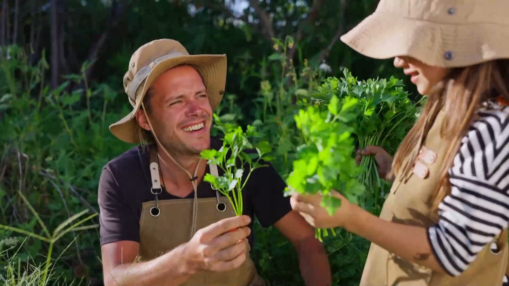 北医六院黄牛代挂号电话票贩子号贩子网上预约挂号,住院检查加快,全球连线|瑞典“新农人”在大理感受中国乡村活力