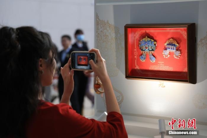 
上海各大医院黄牛代挂号电话票贩子号贩子网上预约挂号,住院检查加快,冰箱贴，为啥能够火出圈？