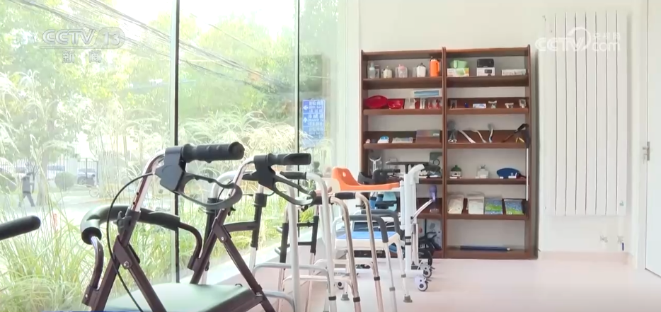 上海精神卫生中心黄牛代挂号电话票贩子号贩子网上预约挂号,住院检查加快,“智慧+”养老、高龄津贴“免申即享” 多维行动托起幸福“夕阳红”