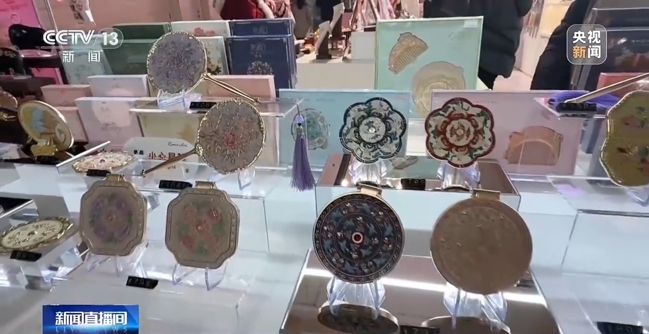 
北京世纪坛医院黄牛代挂号电话票贩子号贩子网上预约挂号,住院检查加快,视频丨从盲盒到潮玩 这届年轻人正在用这种方式收藏历史→