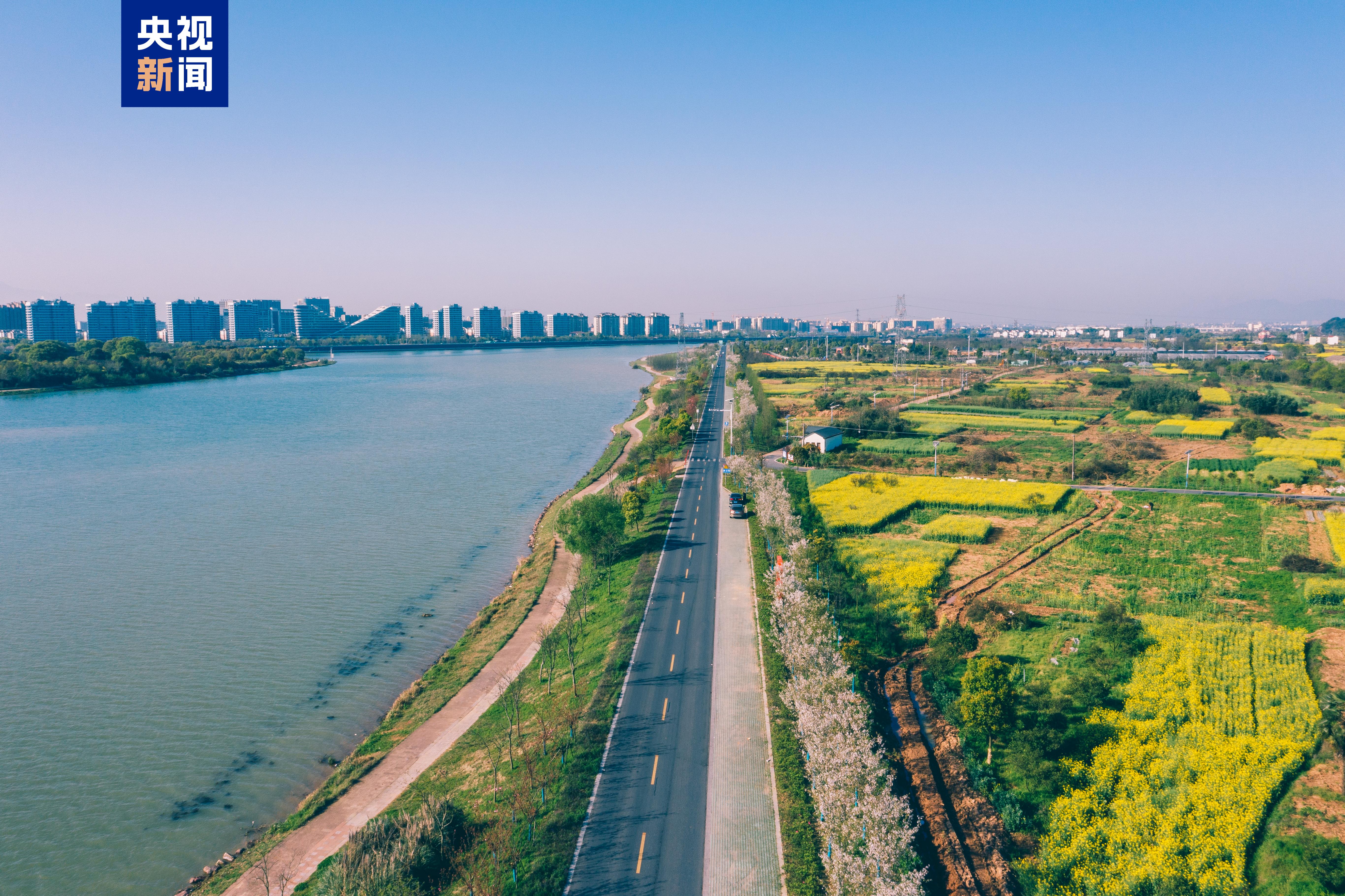 
上海精神卫生中心黄牛代挂号电话票贩子号贩子网上预约挂号,住院检查加快,前三季度我国新改建农村公路7.5万公里