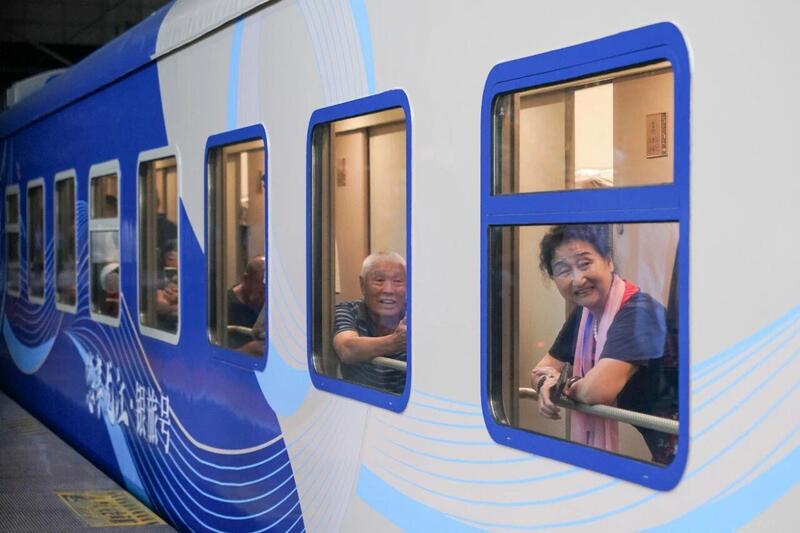 
江苏省中医院黄牛代挂号电话票贩子号贩子网上预约挂号,住院检查加快,老年人“买买买”，有哪些新趋势？