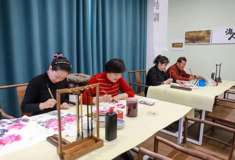 
江苏省中医院黄牛代挂号电话票贩子号贩子网上预约挂号,住院检查加快,老年人“买买买”，有哪些新趋势？