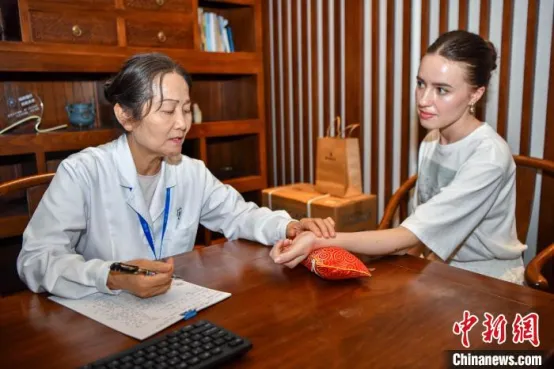 
江苏省中医院黄牛代挂号电话票贩子号贩子网上预约挂号,住院检查加快,人这一辈子，一定要去一趟海南自贸港！