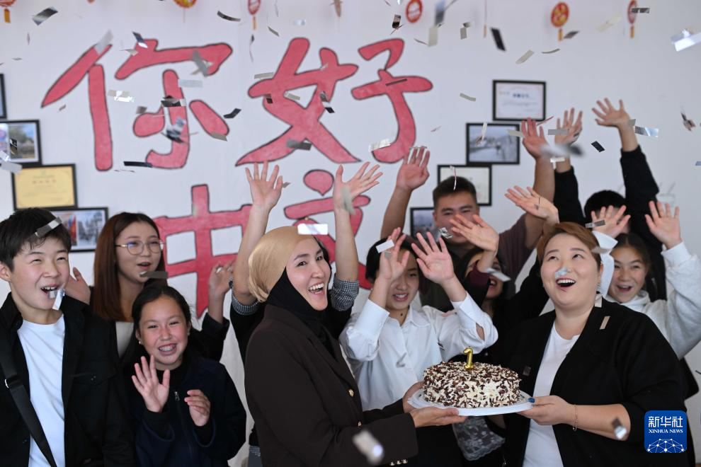
广州中山眼科医院黄牛代挂号电话票贩子号贩子网上预约挂号,住院检查加快,通讯丨吉尔吉斯斯坦“中文热”背后的驱动力