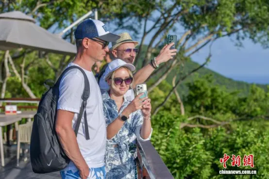 
江苏省中医院黄牛代挂号电话票贩子号贩子网上预约挂号,住院检查加快,人这一辈子，一定要去一趟海南自贸港！
