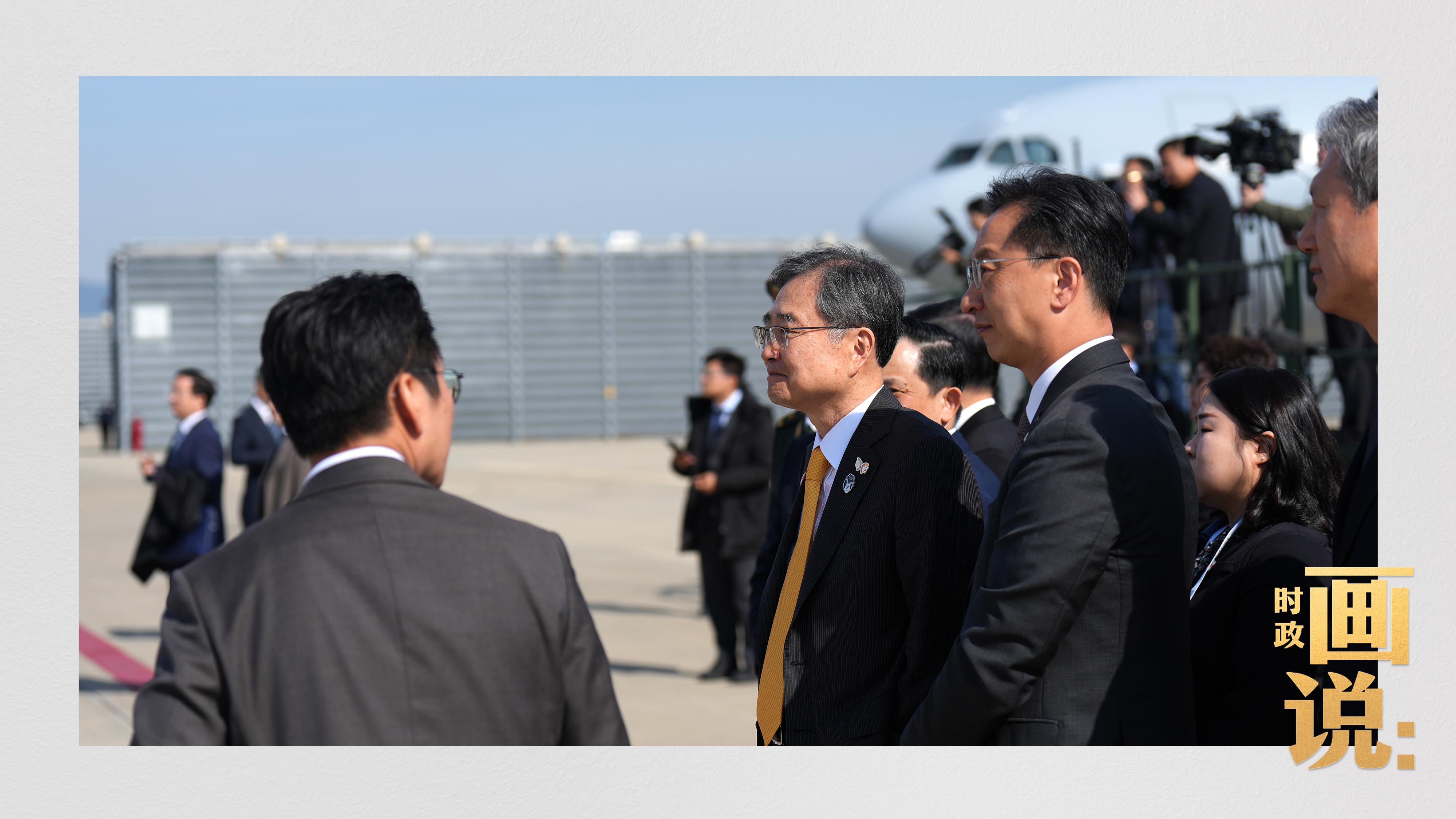 
杭州各大医院黄牛代挂号电话票贩子号贩子网上预约挂号,住院检查加快,时政画说丨走近邻