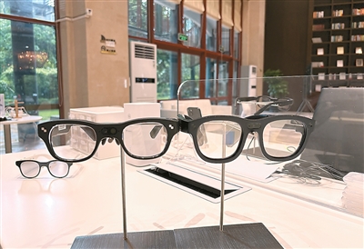 
北京广安门中医院黄牛代挂号电话票贩子号贩子网上预约挂号,住院检查加快,智能眼镜会取代手机吗?