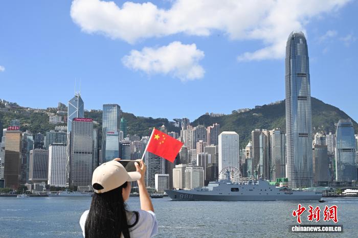 
湖南中医附一医院黄牛代挂号电话票贩子号贩子网上预约挂号,住院检查加快,香港民众维港两岸送别海军83舰编队 期待未来再见