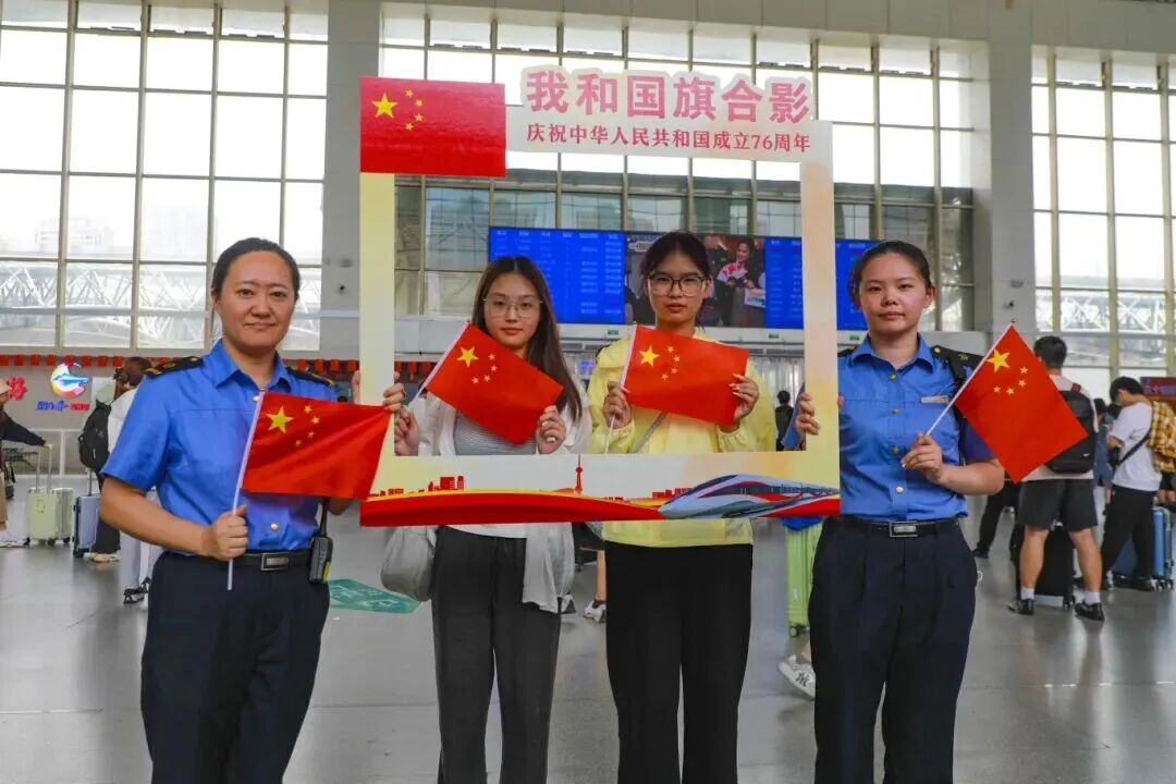 
浙江大学妇产科医院黄牛代挂号电话票贩子号贩子网上预约挂号,住院检查加快,我的铁路风景｜车站化身流动的“文化驿站”，引来旅客纷纷打卡