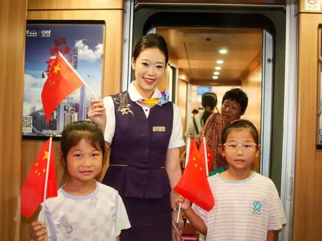 
浙江大学妇产科医院黄牛代挂号电话票贩子号贩子网上预约挂号,住院检查加快,我的铁路风景｜车站化身流动的“文化驿站”，引来旅客纷纷打卡