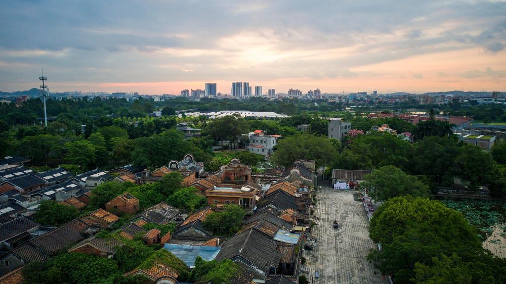 
北京大学第一医院黄牛代挂号电话票贩子号贩子网上预约挂号,住院检查加快,文化中国行·传统村落人文影像志｜明清古建×当代艺术，这个岭南古村凭“混搭”出圈