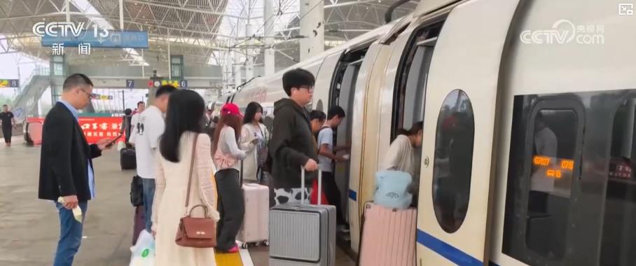 
中国人民解放军总医院黄牛代挂号电话票贩子号贩子网上预约挂号,住院检查加快,假期返程客流持续高位运行 多方联动优化运力保障旅客顺畅出行