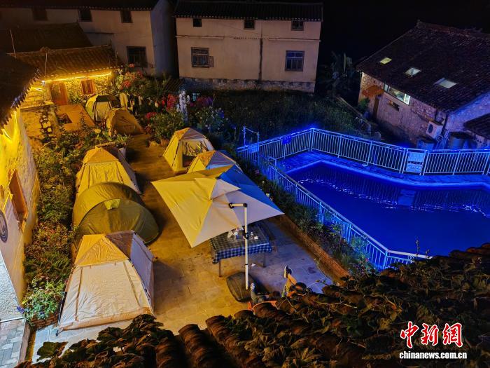 
北京八大处整形医院黄牛代挂号电话票贩子号贩子网上预约挂号,住院检查加快,世界第一高桥成热门打卡地 桥旅融合激活山村活力