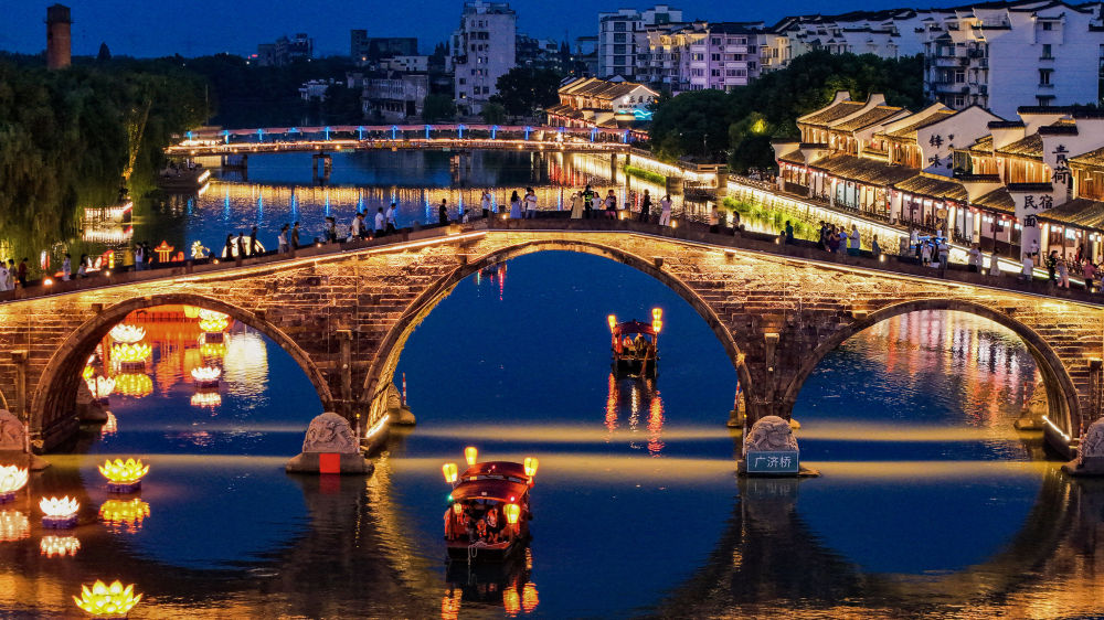 
广东省中医院黄牛代挂号电话票贩子号贩子网上预约挂号,住院检查加快,新华社出图｜每一张照片，都是对家国最深情的告白