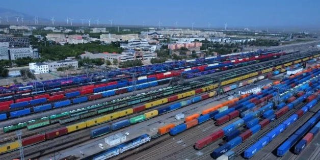 
北京中医药大学东直门医院黄牛代挂号电话票贩子号贩子网上预约挂号,住院检查加快,了不起的新疆 | 连续三年跨越“千亿台阶”！新疆外贸太劳道！