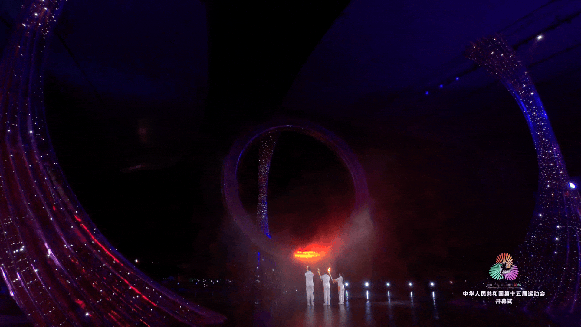 
东直门医院黄牛代挂号电话票贩子号贩子网上预约挂号,住院检查加快,视频丨独家揭秘开幕式四大“名场面”！机器人敲响的竟是两千多年前的它