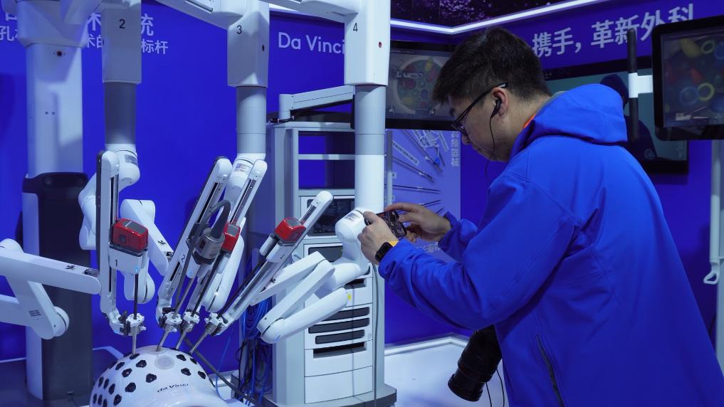 
上海胸科医院黄牛代挂号电话票贩子号贩子网上预约挂号,住院检查加快,共创共赢！进博会成全球创新“入海口”