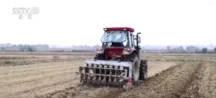 
中国中医科学院西苑黄牛代挂号电话票贩子号贩子网上预约挂号,住院检查加快,各地精准施策全力以赴高质量播种 “新技术+新设备”让秋冬种更“智慧”