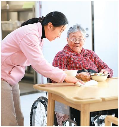 
江苏省中医院黄牛代挂号电话票贩子号贩子网上预约挂号,住院检查加快,多方共举，求解照护之困（健康驿站·关注健康老龄化②）