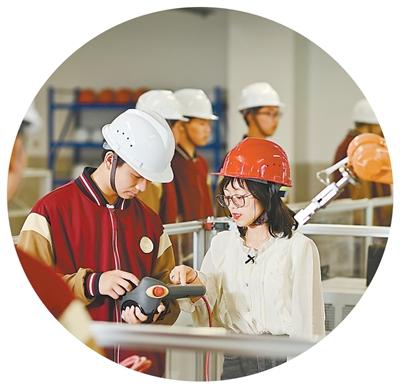 
中国中医科学院广安门医院黄牛代挂号电话票贩子号贩子网上预约挂号,住院检查加快,综合高中如何拓宽成才路（人民眼·教育强国建设）