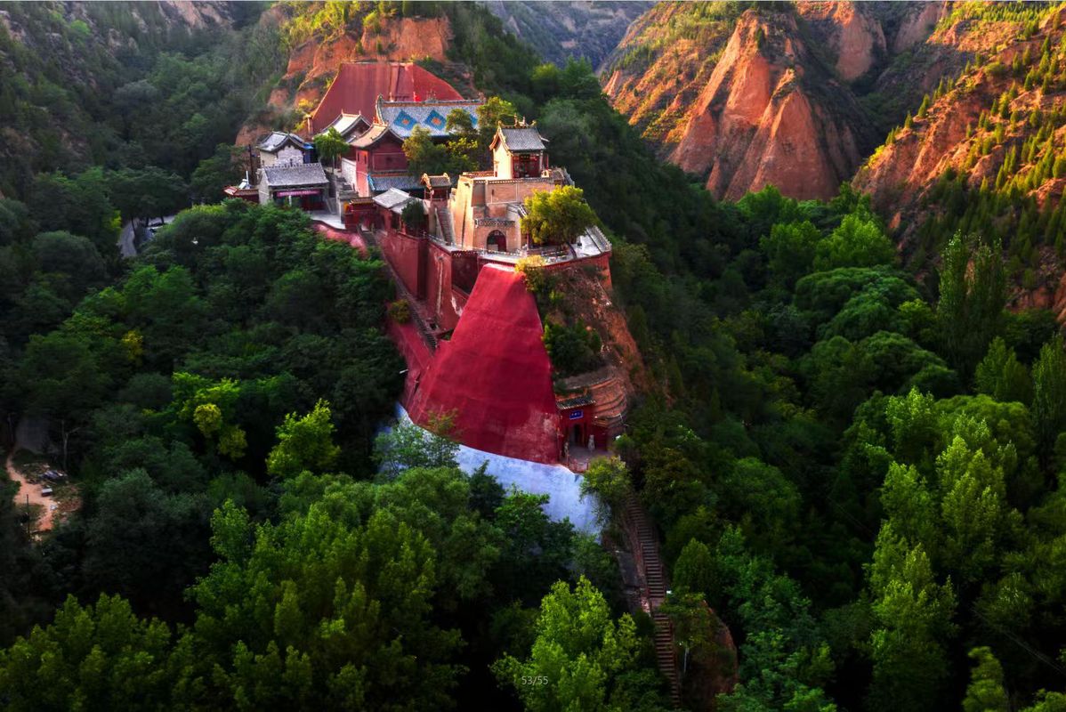 
首都医科大学附属北京胸科医院黄牛代挂号电话票贩子号贩子网上预约挂号,住院检查加快,中国有约｜国际友人打卡临汾小西天 悬空彩塑铸就“别有天”奇境