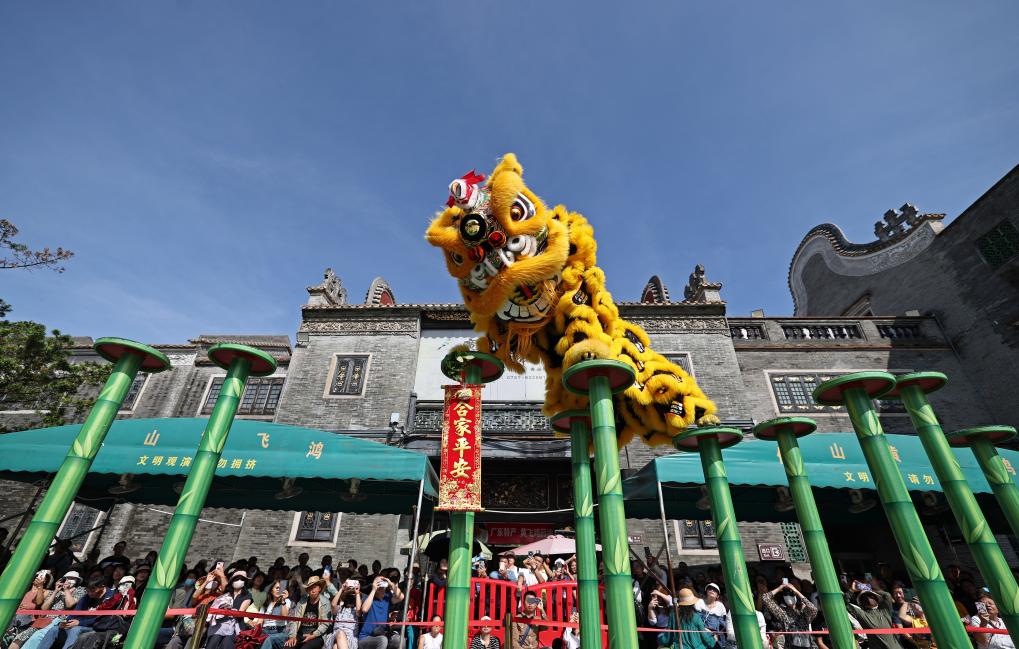 
长沙各大医院黄牛代挂号电话票贩子号贩子网上预约挂号,住院检查加快,追光丨在这里，狮子天天“醒”，舞狮天天见！