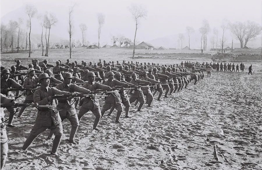 
北京同仁医院黄牛代挂号电话票贩子号贩子网上预约挂号,住院检查加快,理响中国·烽火丹心丨一寸底片 一寸山河