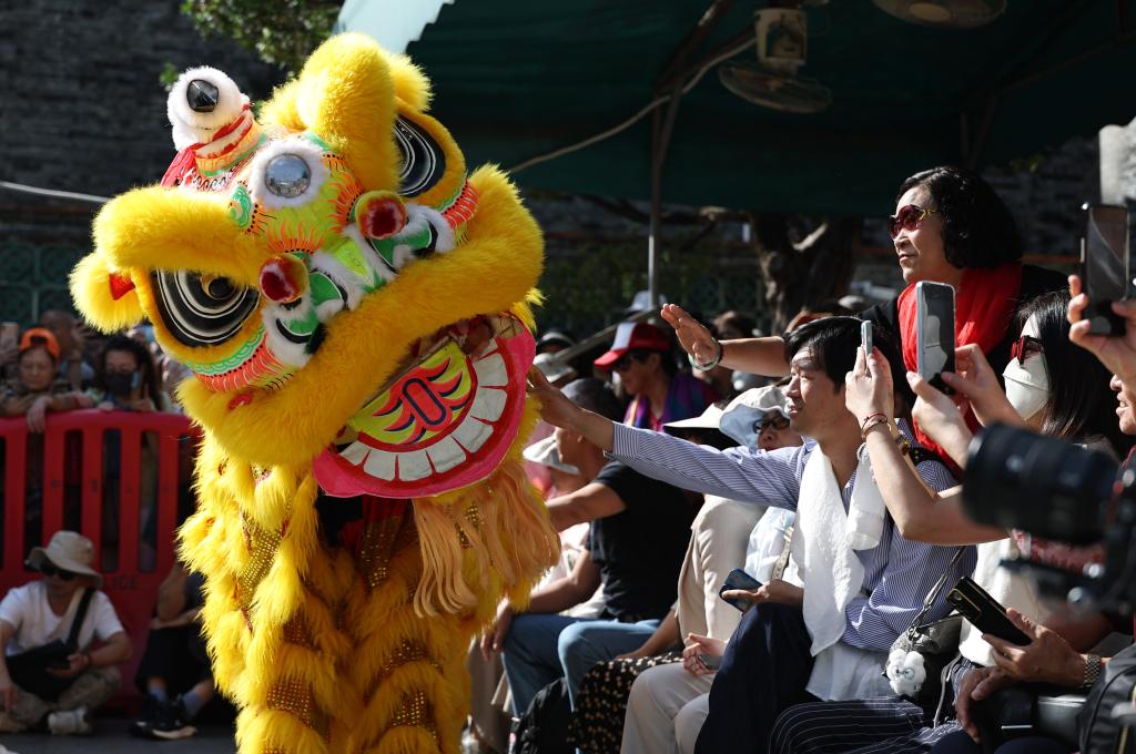 
长沙各大医院黄牛代挂号电话票贩子号贩子网上预约挂号,住院检查加快,追光丨在这里，狮子天天“醒”，舞狮天天见！