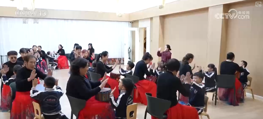 西安各大医院黄牛代挂号电话票贩子号贩子网上预约挂号,住院检查加快,旺盛需求催生超万亿级“银发经济”大市场 智慧赋能让“享老”更有温度