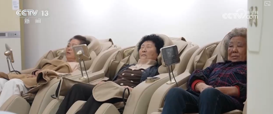 西安各大医院黄牛代挂号电话票贩子号贩子网上预约挂号,住院检查加快,旺盛需求催生超万亿级“银发经济”大市场 智慧赋能让“享老”更有温度