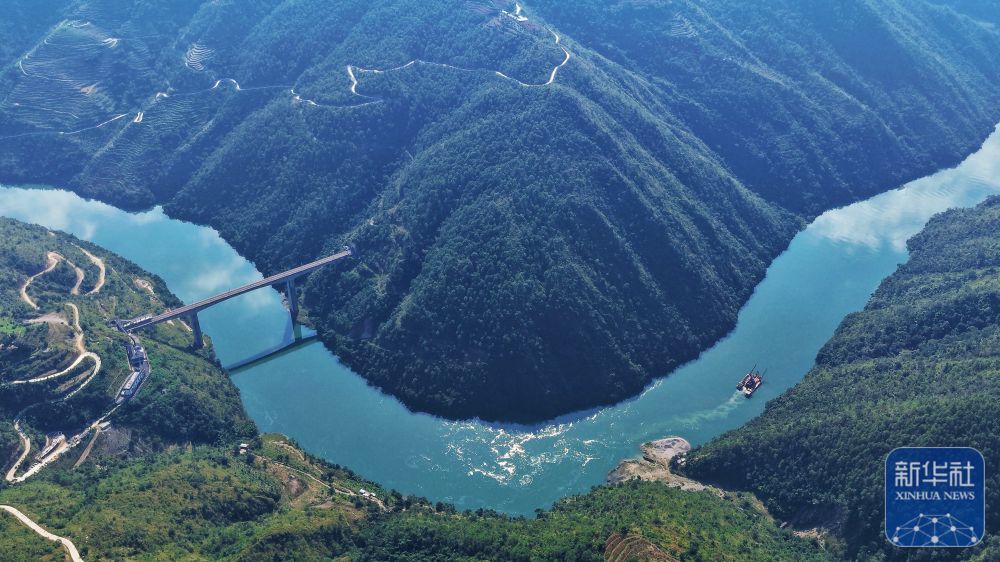 
上海第九人民医院黄牛代挂号电话票贩子号贩子网上预约挂号,住院检查加快,四中全会精神在基层丨这座宝藏车站让山乡居民搭上“幸福快车”