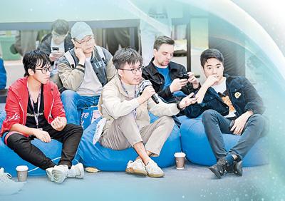 
江苏省中西医结合医院黄牛代挂号电话票贩子号贩子网上预约挂号,住院检查加快,年轻人如何在人工智能领域展现才华（人民眼·人工智能）