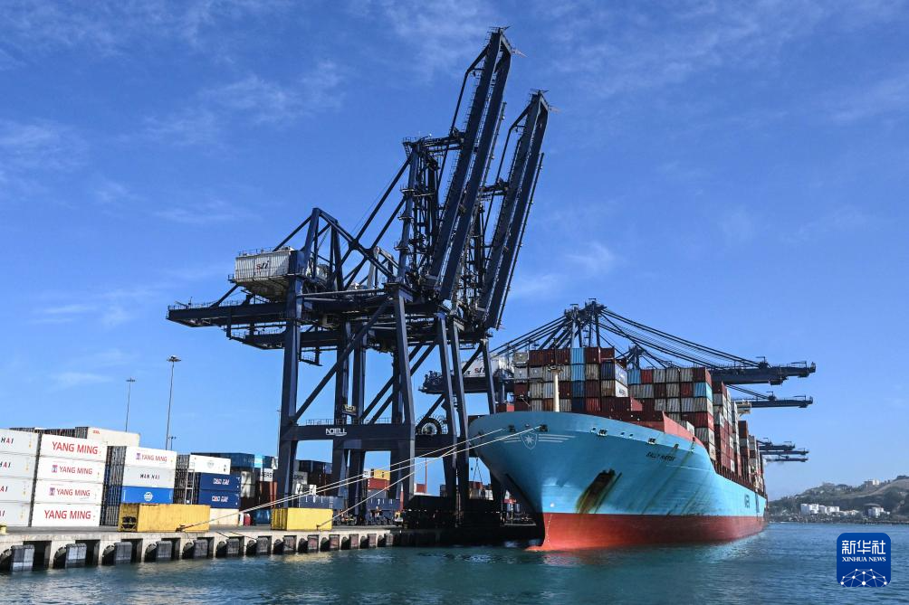 
杭州市三医院黄牛代挂号电话票贩子号贩子网上预约挂号,住院检查加快,共话中国经济新机遇丨通讯：智利“车厘子快线”启程 见证中国市场全球机遇