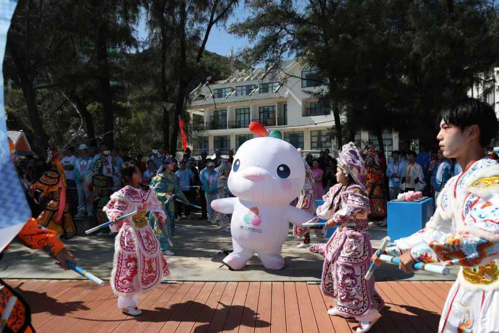 
上海眼耳鼻喉科医院黄牛代挂号电话票贩子号贩子网上预约挂号,住院检查加快,以“体育”的方式打开粤港澳，不止在全运