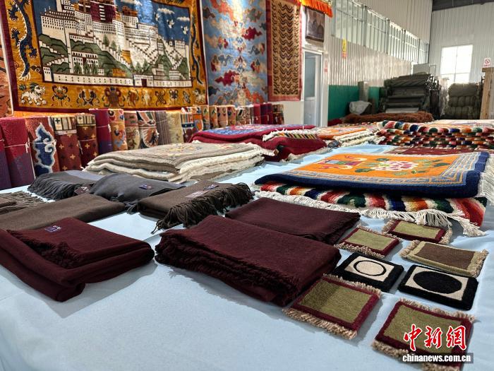 
回龙观医院黄牛代挂号电话票贩子号贩子网上预约挂号,住院检查加快,（文化中国行）千年藏毯焕新生“闯世界”