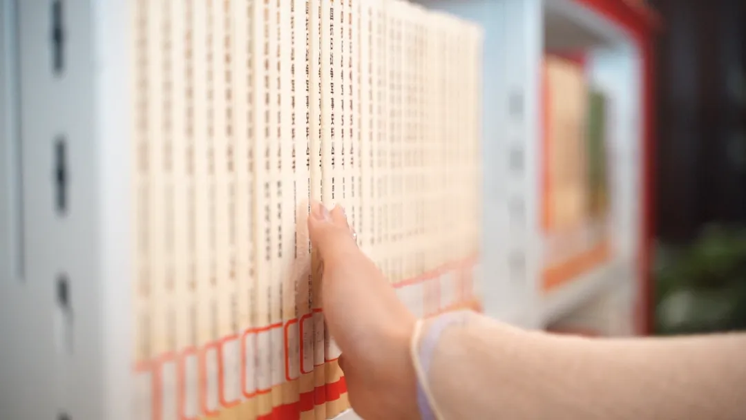 
北京同仁医院黄牛代挂号电话票贩子号贩子网上预约挂号,住院检查加快,我的铁路风景｜火车上“悦读”，是诗与远方的情怀佐料