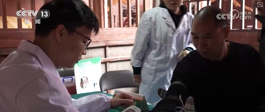 
山东大学齐鲁医院黄牛代挂号电话票贩子号贩子网上预约挂号,住院检查加快,创新服务做好百姓有感“关键小事” 数据“畅”流支撑基层治理“智慧引擎”