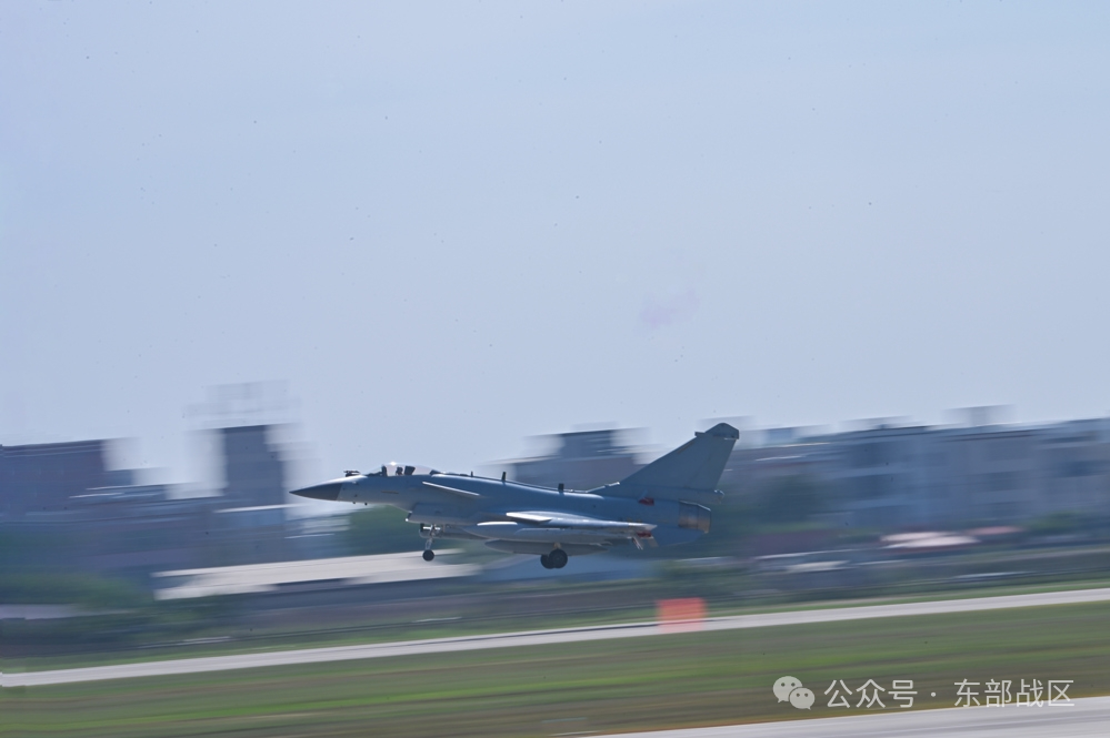 
上海儿科医院黄牛代挂号电话票贩子号贩子网上预约挂号,住院检查加快,“计时，起飞！” 云端之上飞行员锤炼实战能力