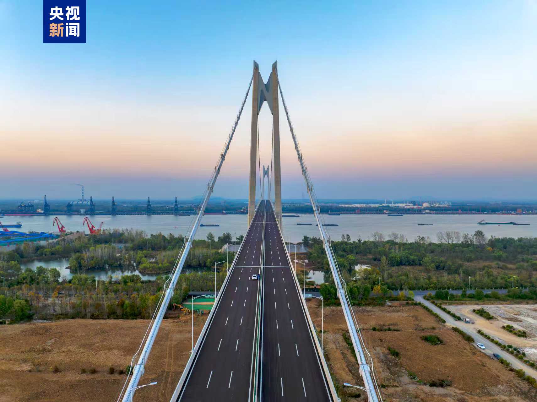 
北京大学第一医院黄牛代挂号电话票贩子号贩子网上预约挂号,住院检查加快,10分钟直达江北新区 南京新生圩长江大桥今天通车