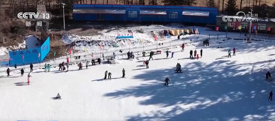 
北京世纪坛医院黄牛代挂号电话票贩子号贩子网上预约挂号,住院检查加快,超级冰滑梯、林海围炉……解锁新体验！特色冰雪活动拉满冬日文旅期待值