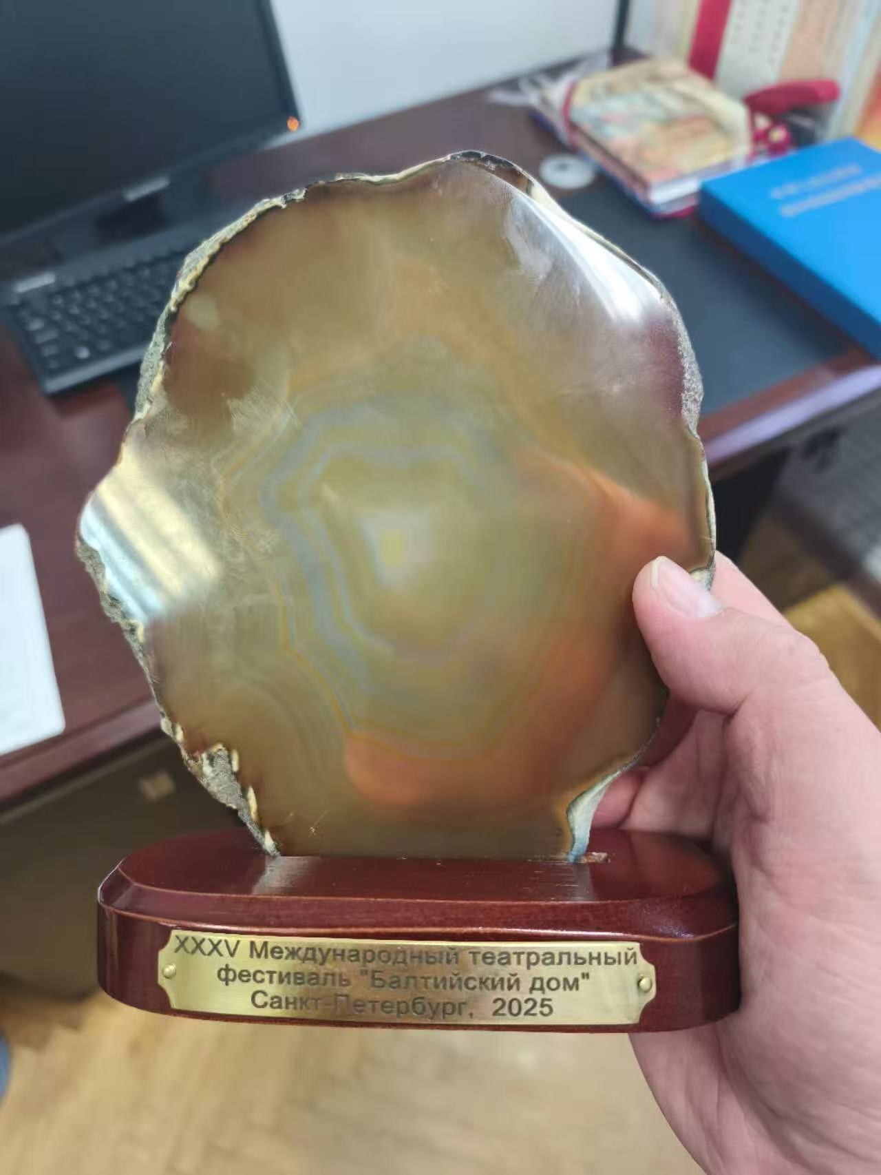 
包含北京大学第一医院黄牛代挂号电话票贩子号贩子网上预约挂号,住院检查加快,藏语版话剧《哈姆雷特》喜获国际殊荣