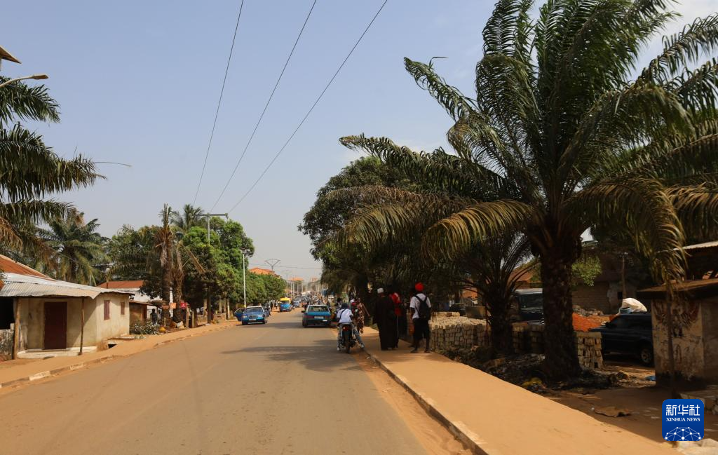 
上海市肺科医院朱余明张鹏谢冬李霞李惠萍李爱武熊安稳陈晓霞周崧雯黄牛挂号电话几内亚比绍军方宣布接管国家权力